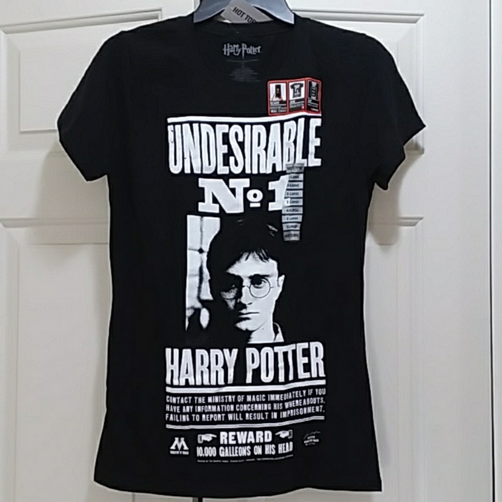 N͙E͙W͙ Harry Potter REWARD wanted poster UNDESIRABLE No 1 tee shirt